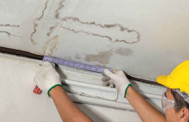 Reliable Burst Pipe Cleanup contractor in Mentone, IN by Water Damage Irwin